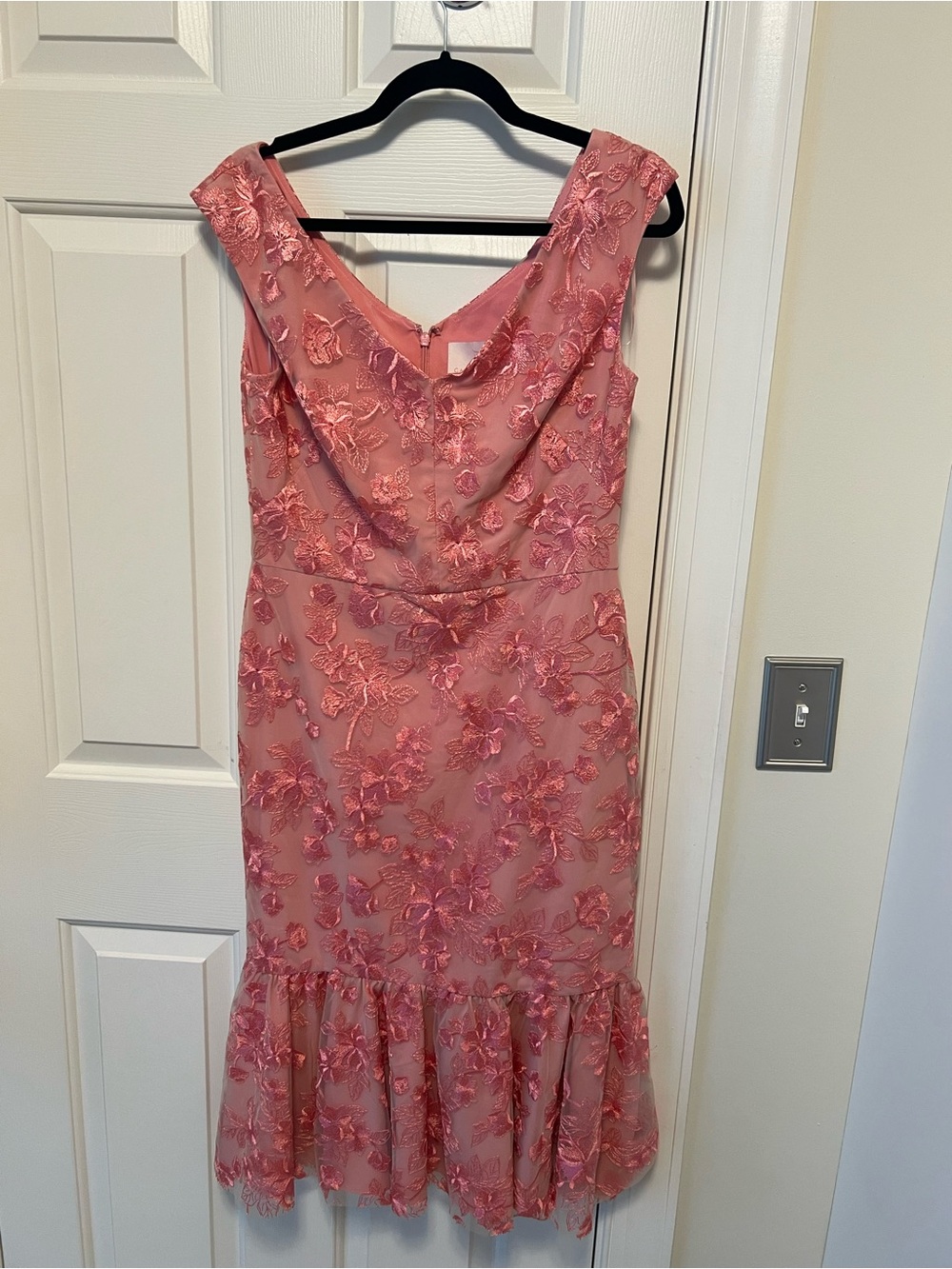Gal Meets Glam Pink Embroidered Dress